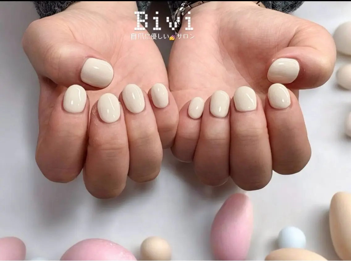 ネイル ラメ(グリッター) 持ち込み シンプルネイル 春ネイル ハンドネイル ハンドケア ♡Bivi♡自爪に 優しいネイルサロンのネイルデザイン