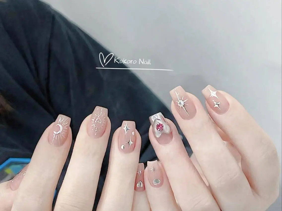 ネイル 🌙LUNA 🌙のネイルデザイン