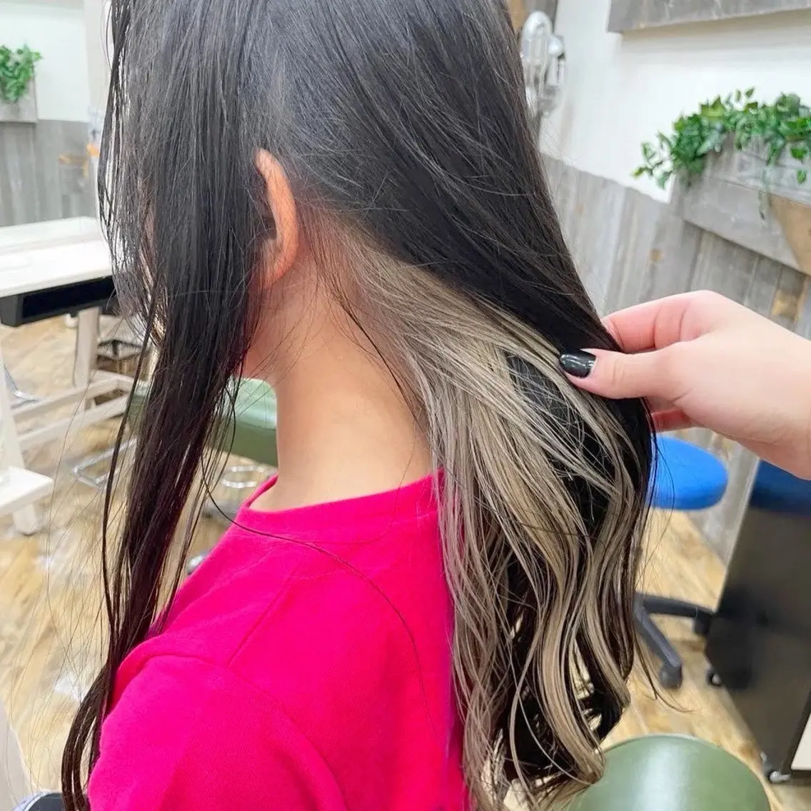 ロング カラー ヘアカラー 🐰K+Plus🐰 まゆ🐰のヘアスタイル