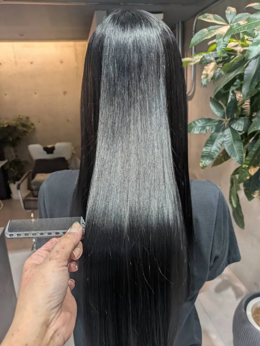 カラー+酸熱トリートメントの写真