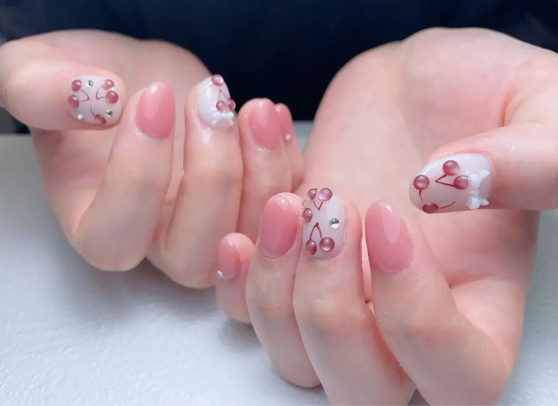 ネイル チークネイル ジェルネイル ガーリー 韓国ネイル マグネットネイル 中野駅から2分 MEO NAILのネイルデザイン