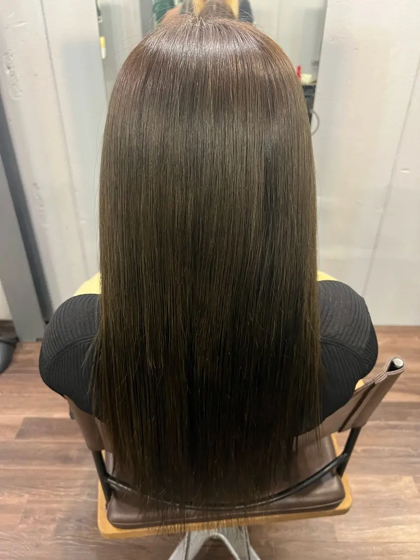 ロング カラー デザインカラー ハイライトカラー ハイトーンカラー ハイライト terra🌈大久保 睦美のヘアスタイル