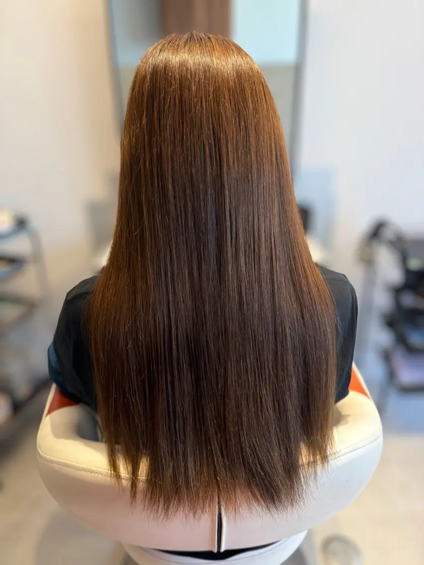 ロング カラー ブリーチ ブラウンカラー ブリーチなしカラー オリーブブラウン ヘアカラー 高石 乃愛のヘアスタイル