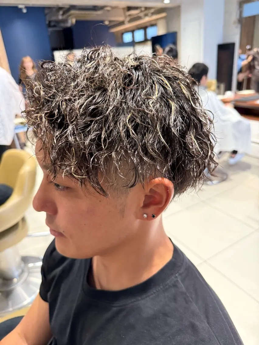 メンズ カット ヘアカラー パーマ ⭐️ツイスパ⭐️ 菊池　拓也のヘアスタイル