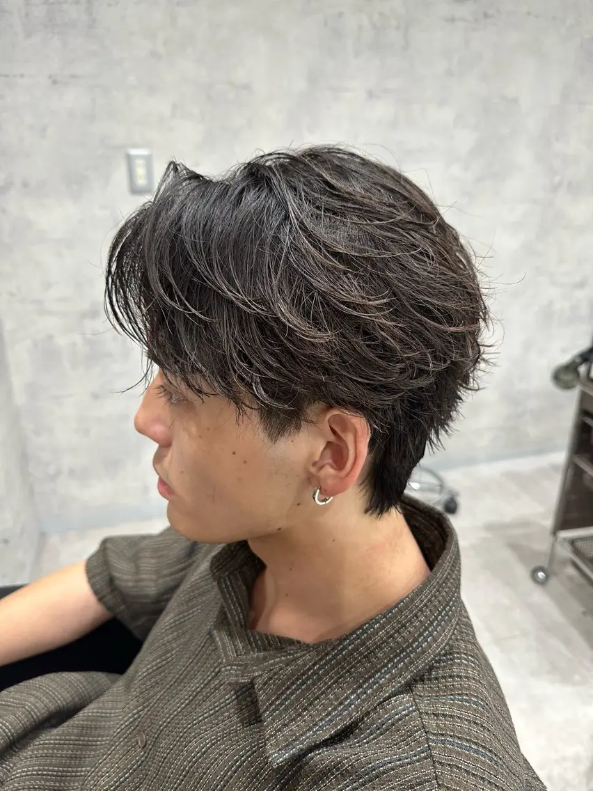 ショート パーマ メンズ フェザーパーマ メンズパーマ ユウ🪄 パーマ指名No1のヘアスタイル