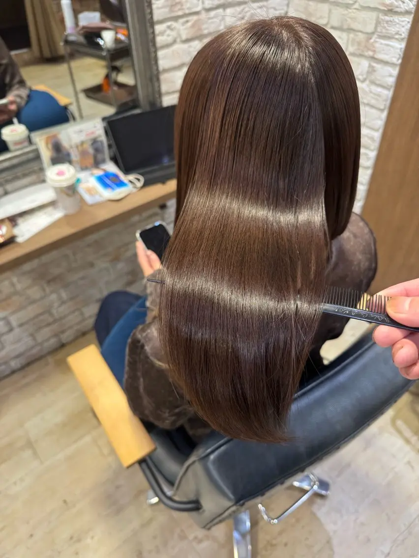 セミロング カット ヘアカラー トリートメント 古川 流久のヘアスタイル