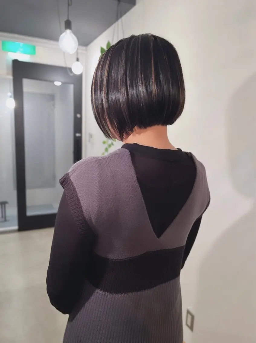 ミディアム カラー ノサカ ミワコのヘアスタイル