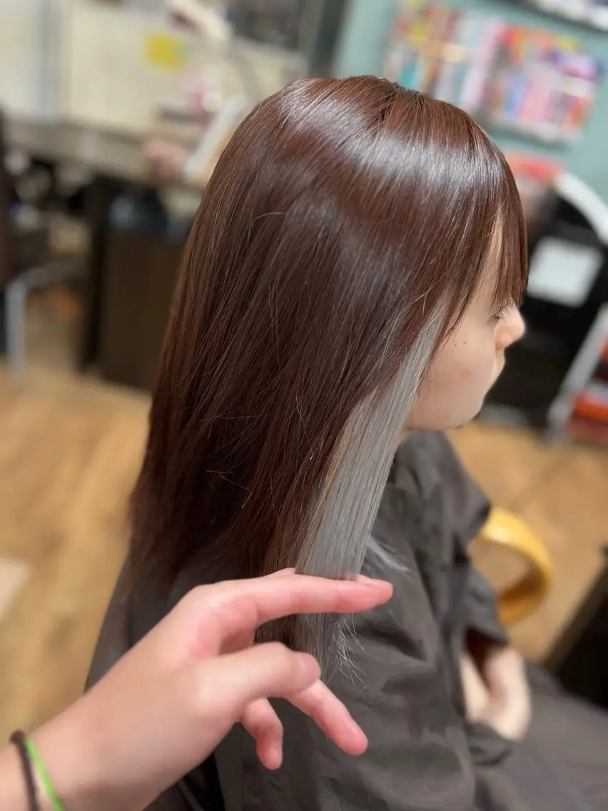 ミディアム カラー ブリーチ インナーカラー トリートメント 縮毛矯正/髪質改善 特化》YUMEKIのヘアスタイル