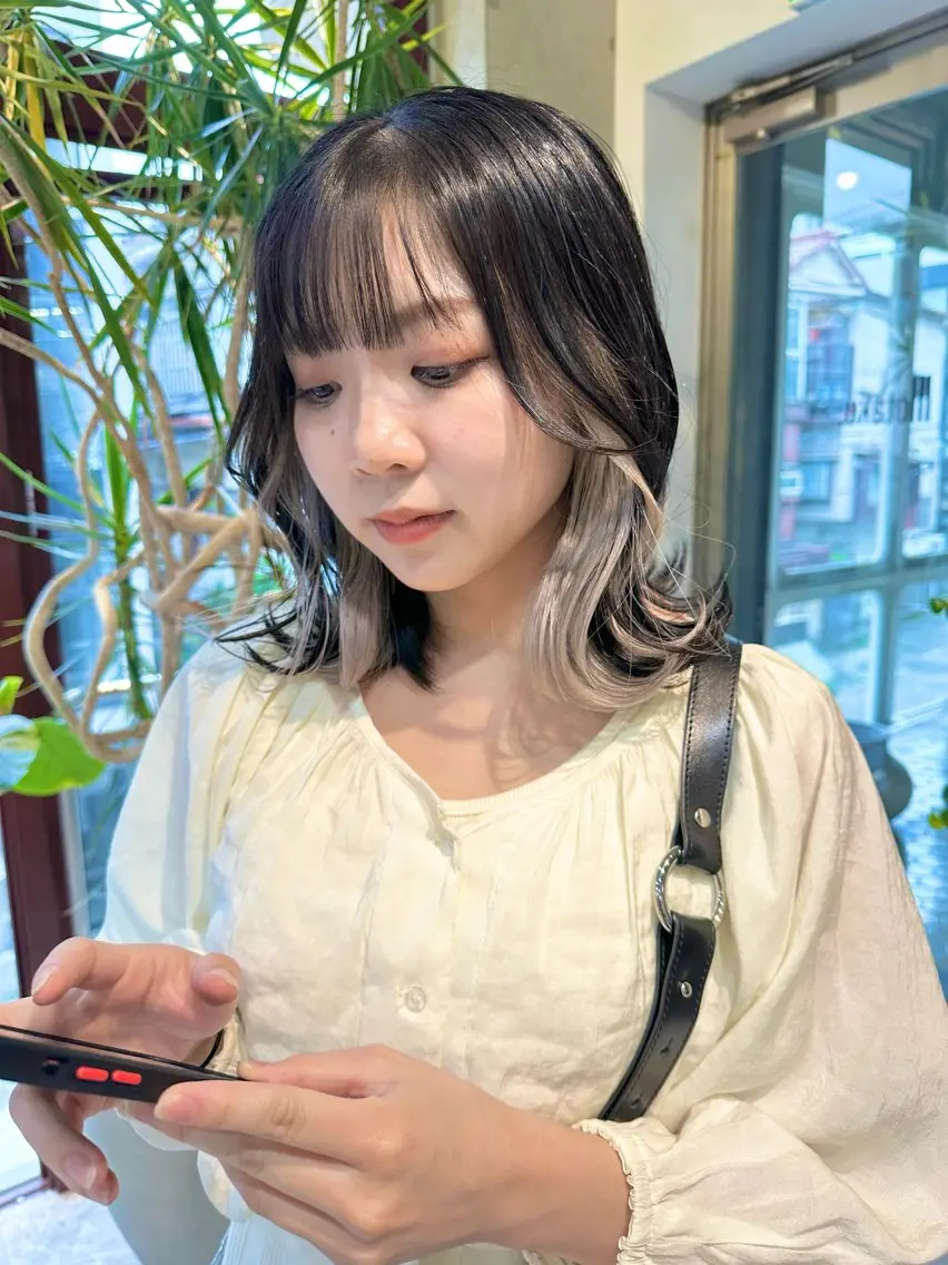 ショート カラー ヘアカラー トリートメント kai .のヘアスタイル