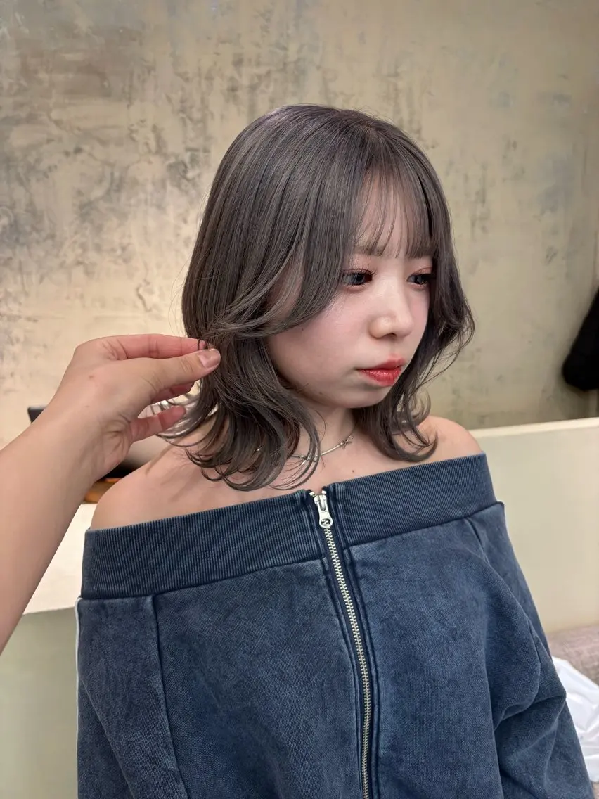 セミロング カラー カット ヘアカラー karin🌛ボブ/ 透明感たっぷりカラーのヘアスタイル