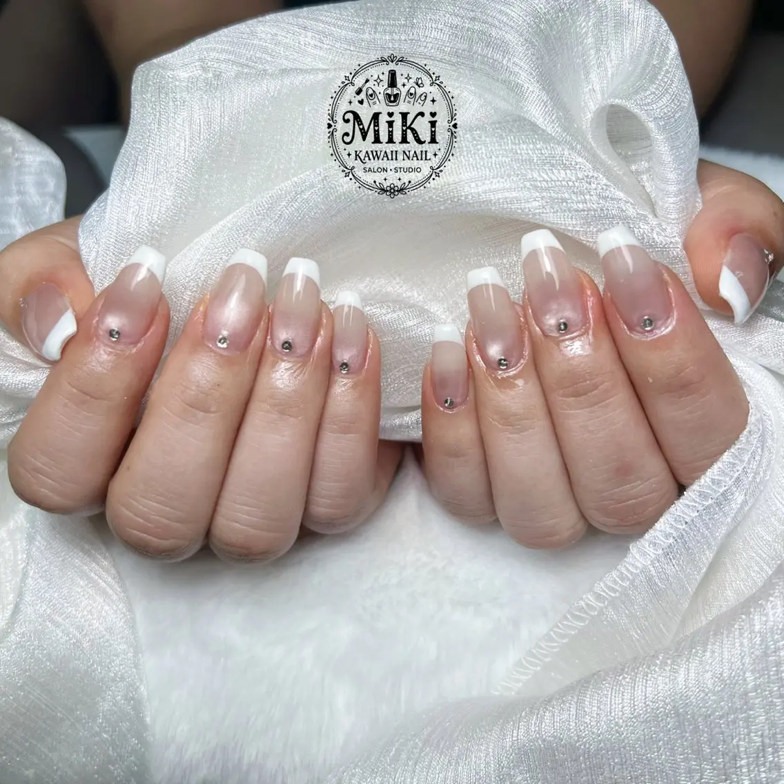 ネイル ハンドネイル MIKI. kawaiinailのネイルデザイン