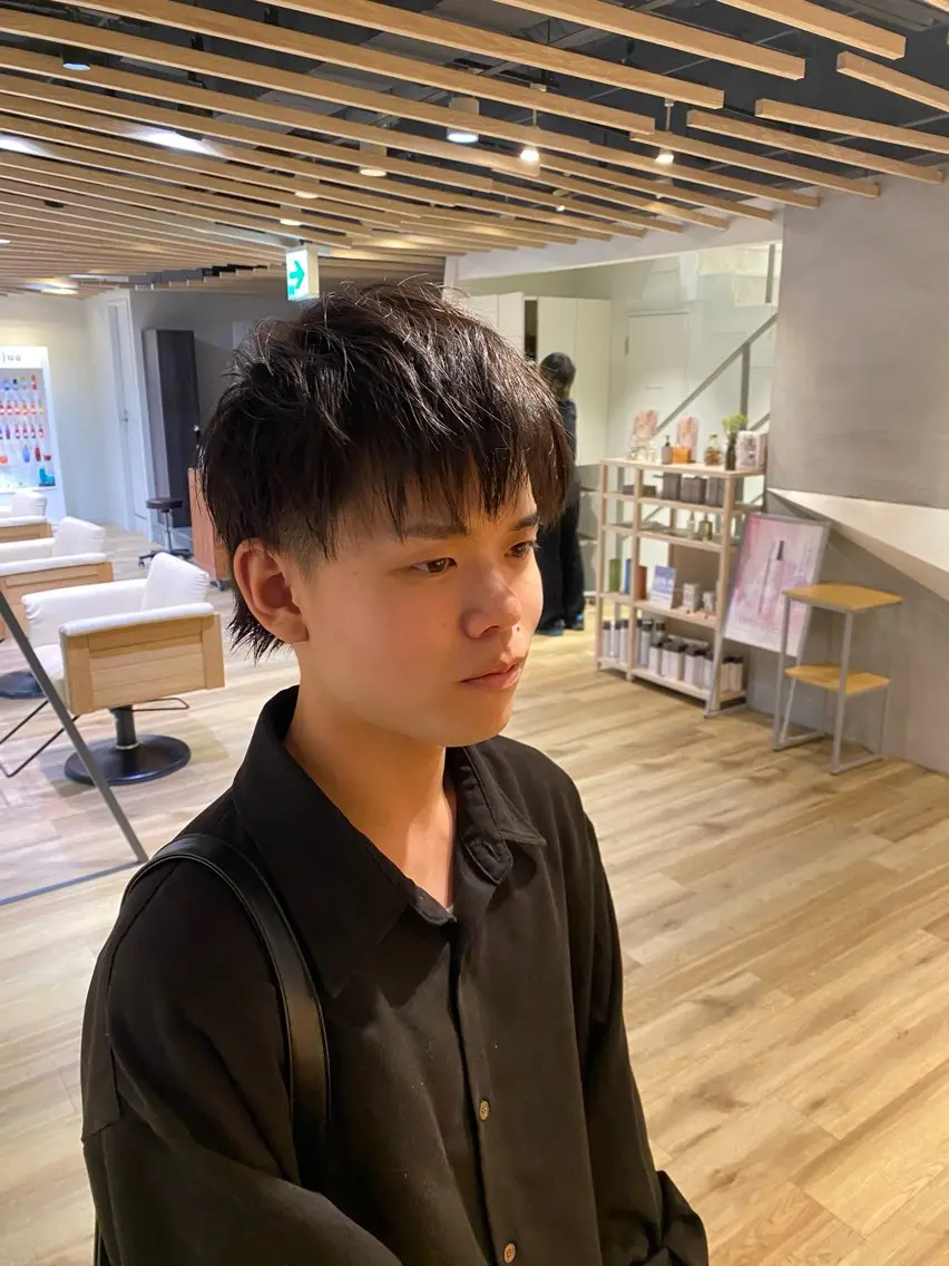 メンズ 乙骨 進之介のヘアスタイル