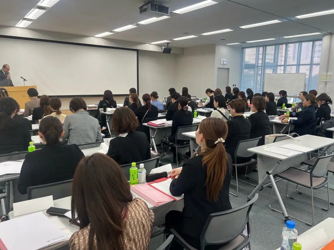 丸の内ヒルズ 今井琴恵のエステ・リラクイメージ