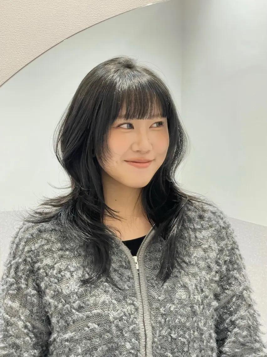 セミロング ハッシュカット 韓国風ヘア レイヤーカット カット ヘアカラー トリートメント ❤︎︎韓国ヘア❤︎︎ 𝑺𝒉𝒊𝒉𝒐のヘアスタイル