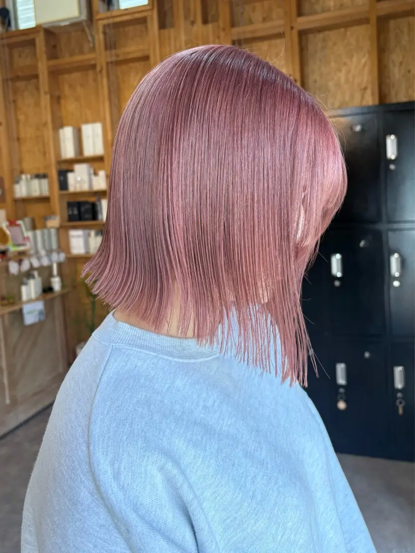 カラー まろみ暖色×ボブ ×chia🕯のヘアスタイル