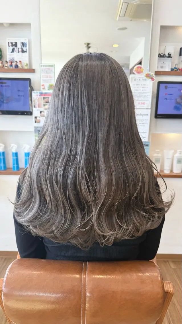 カラー ヘアカラー 心cocoro RISAのヘアスタイル