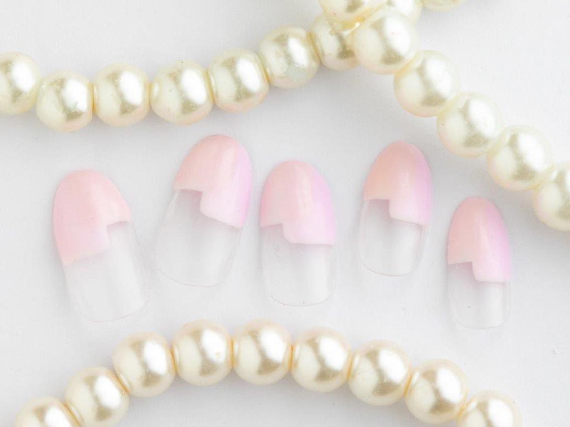 ネイル 桜ネイル クリアネイル フットネイル ジェルネイル キラキラネイル 💗🪽Tiary Nail🪽💗のネイルデザイン