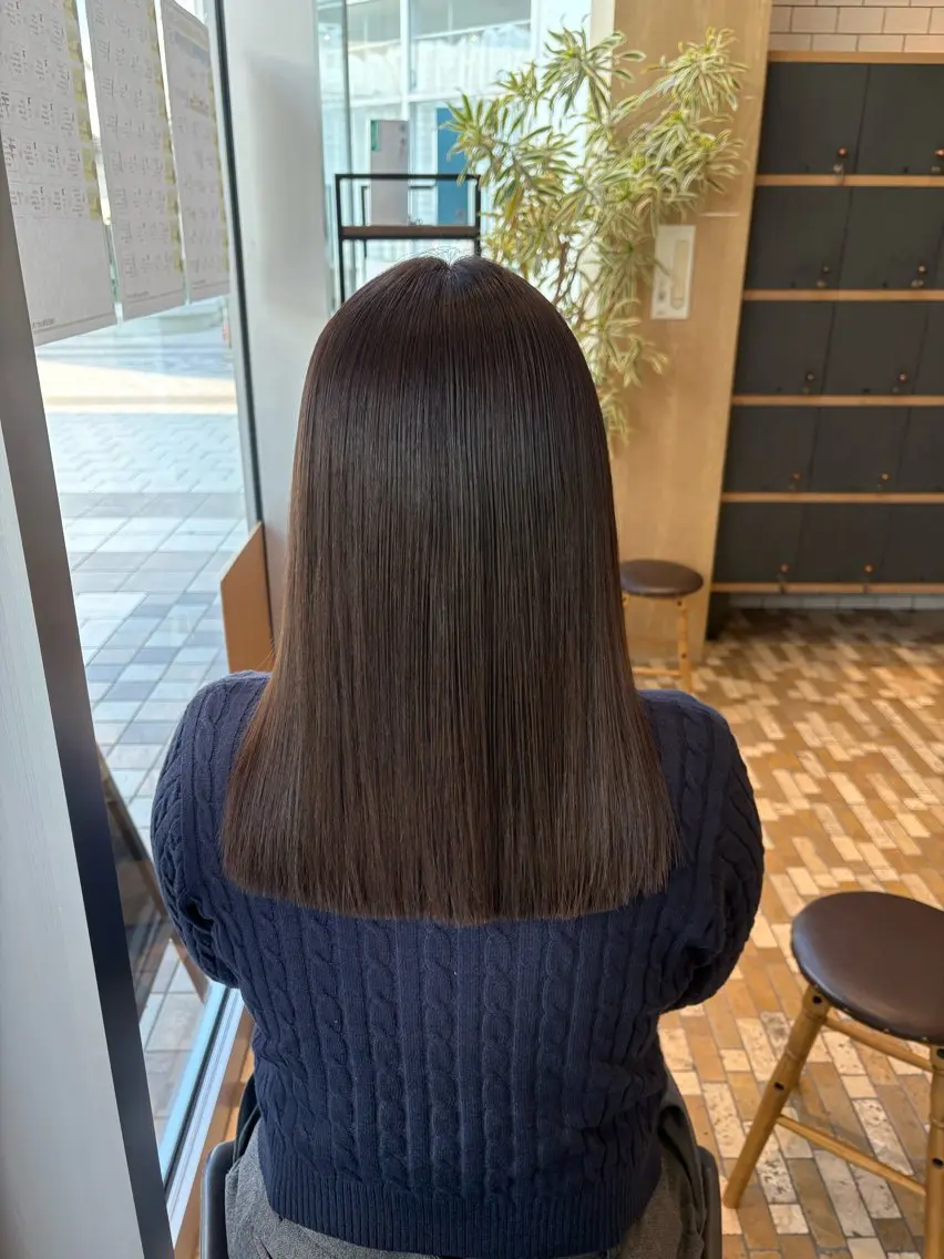〈minimo特別価格🌷〉カット+酸性ストレート🫧の写真