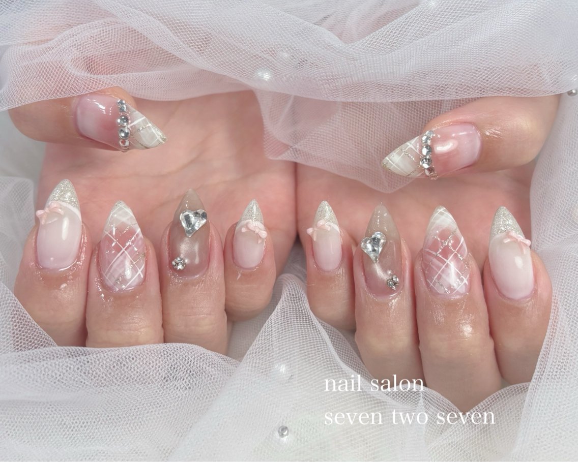 ネイル ハンドネイル 727 nailのネイルデザイン