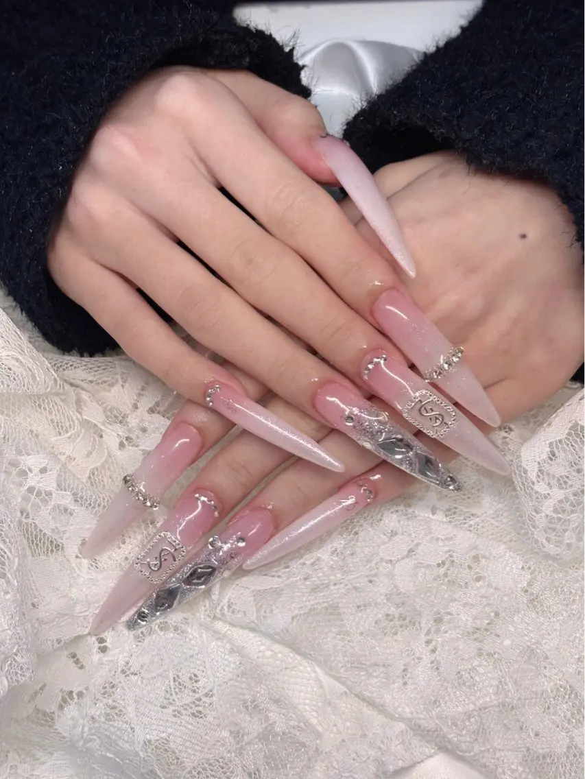 ネイル ロングネイル ネイルチップ ハンドネイル Ashliy大宮♡ アシュリーのネイルデザイン