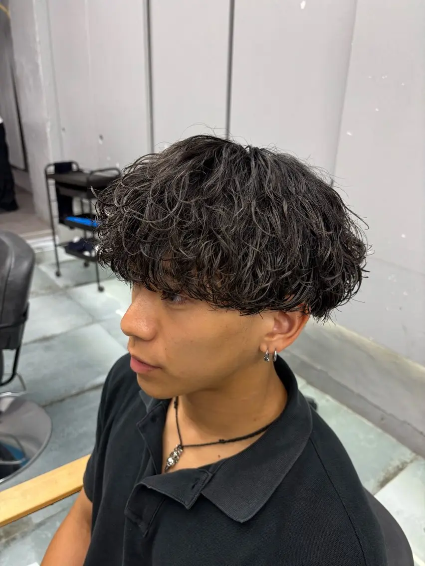 パーマ メンズ メンズパーマ カット パーマ メンズパーマ/韓国 ヘア/Mino🤍のヘアスタイル