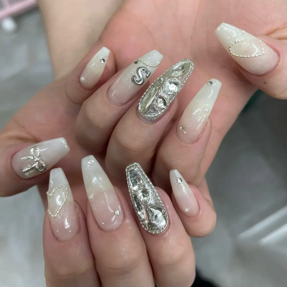 ネイル ハンドネイル ひめか🫁 推し概念・個性派のネイルデザイン