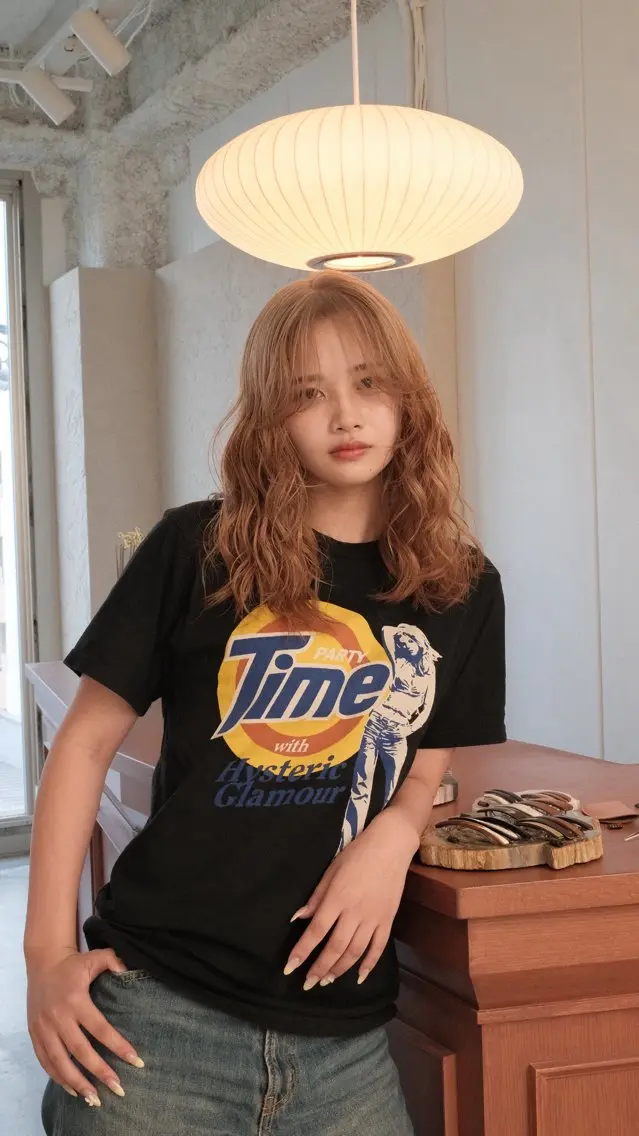 セミロング ヘアカラー トリートメント mei .のヘアスタイル