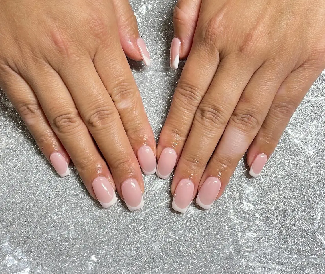 ネイル ハンドネイル VIERU 🌈🎀💖のネイルデザイン