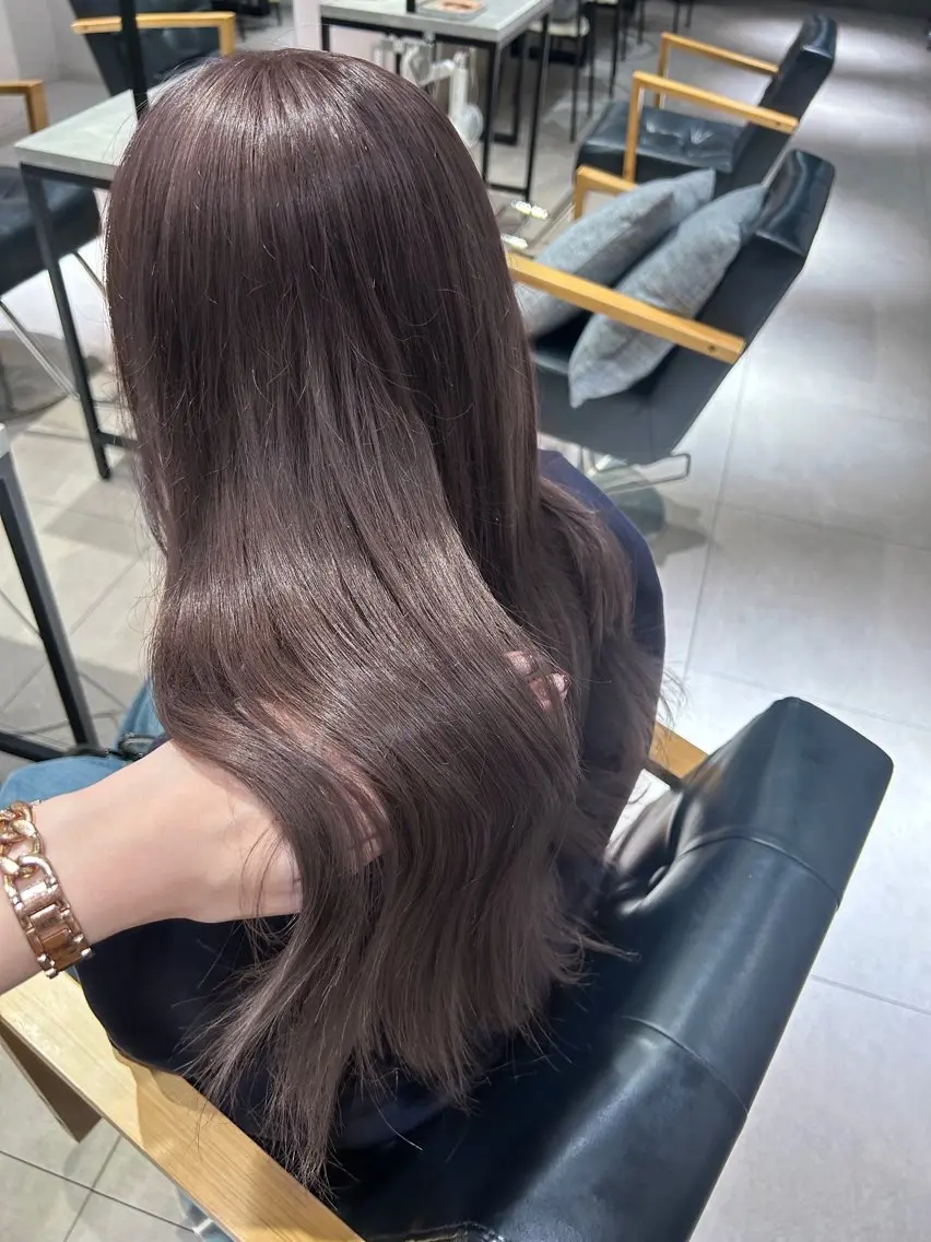 ロング カラー ブリーチ ミディアムヘア Chifumiのヘアスタイル