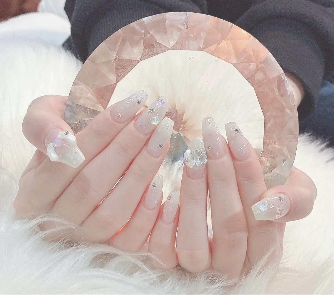 ネイル ハンドネイル LoaChaton kaeのネイルデザイン