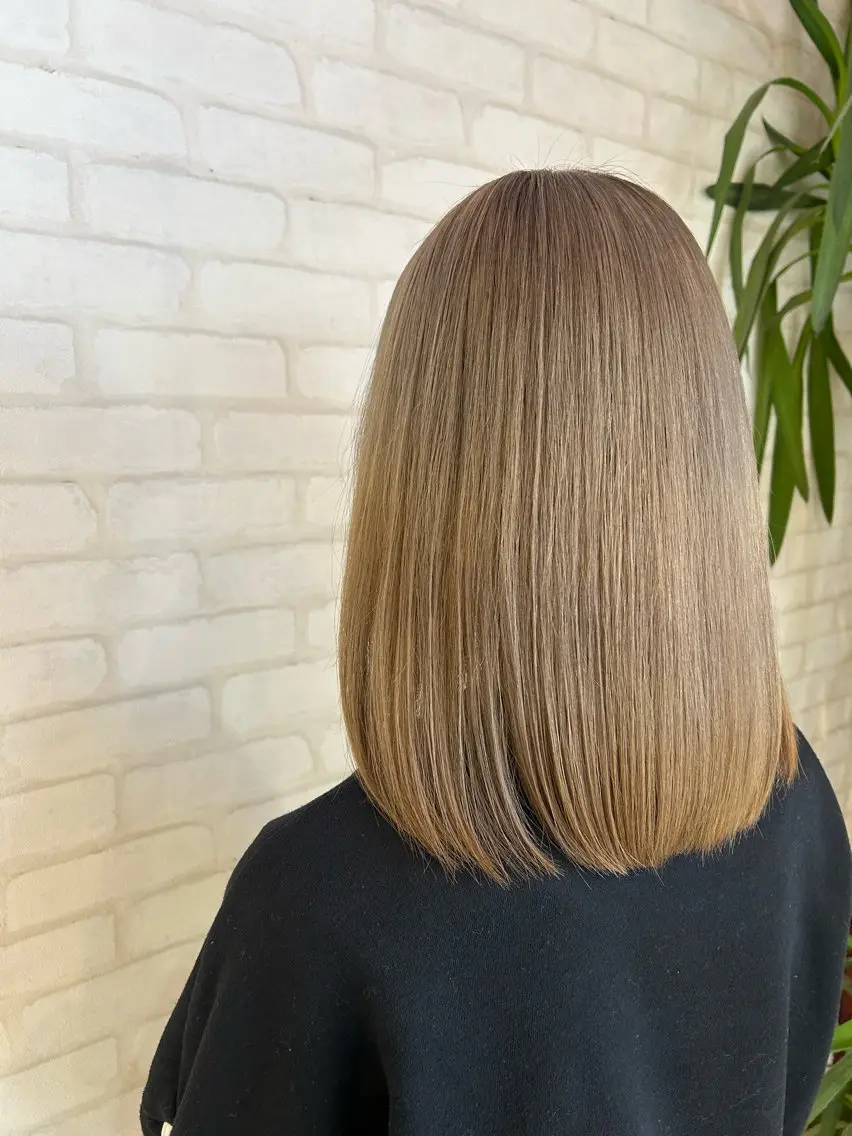 ミディアム カット ヘアカラー 中川 拓弥のヘアスタイル