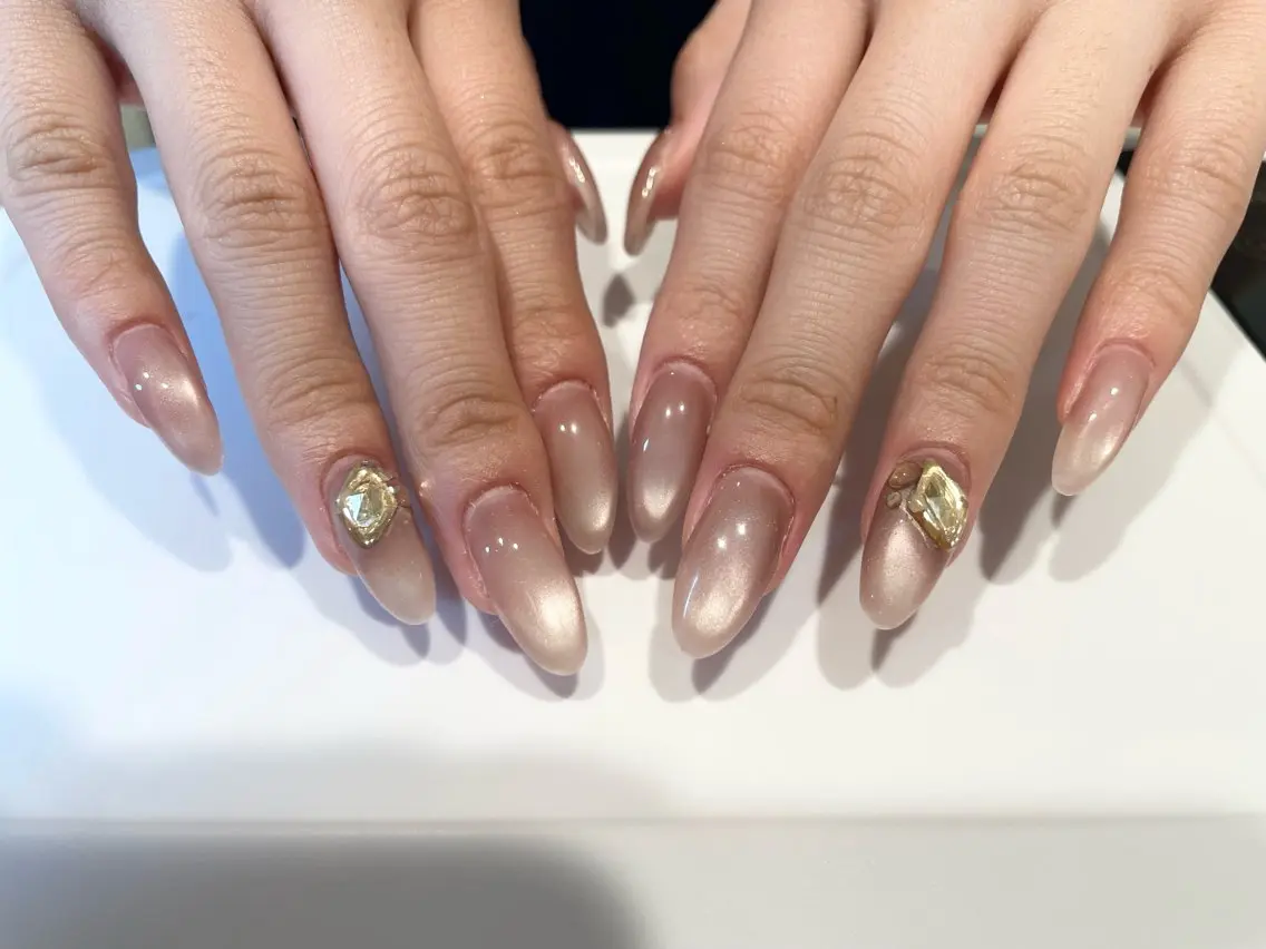 ネイル ロングネイル マグネットネイル ストーンネイル AXSIA NAILのネイルデザイン