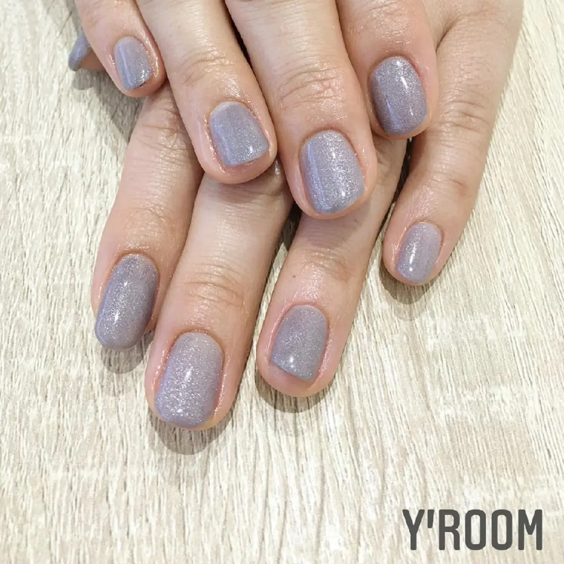 ネイル フラッシュネイル ジェルネイル マグネットネイル ニュアンスネイル ワンカラーネイル ハンドネイル YUKA （ネイリスト）のネイルデザイン