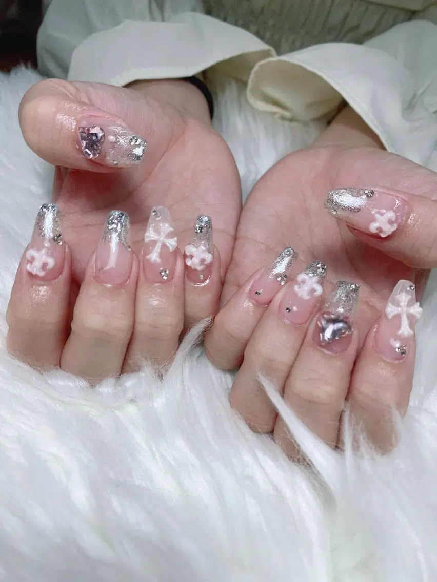 ネイル フレンチネイル グラデーション 韓国ネイル マグネットネイル ミラーネイル ハンドネイル Squen Nail shinjukuのネイルデザイン