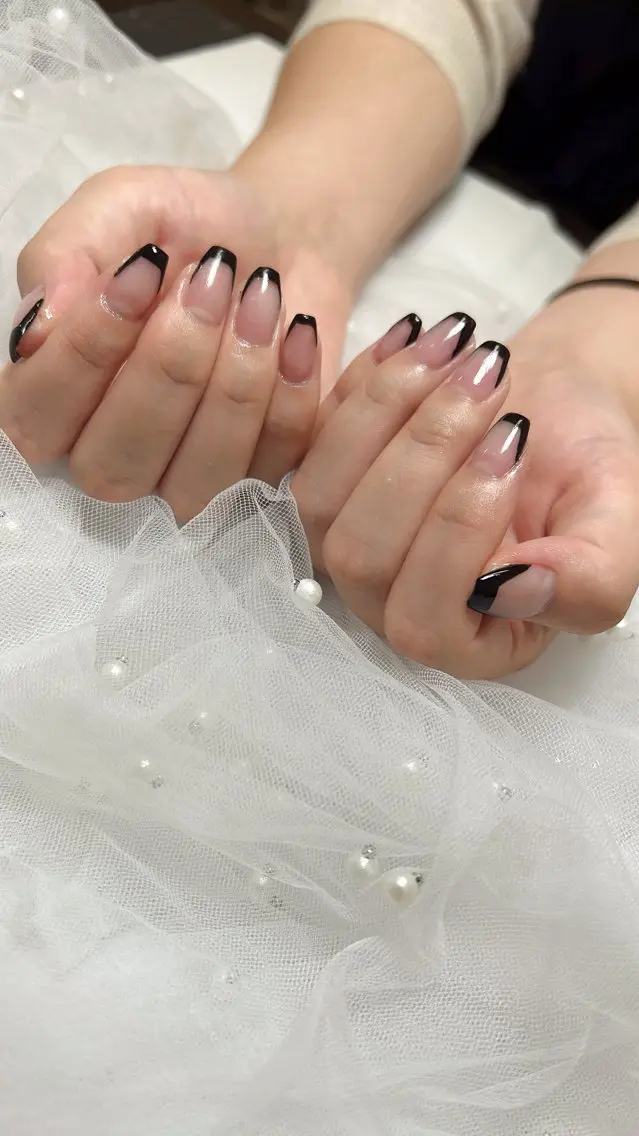 ネイル フレンチネイル EmaNail Risaのネイルデザイン