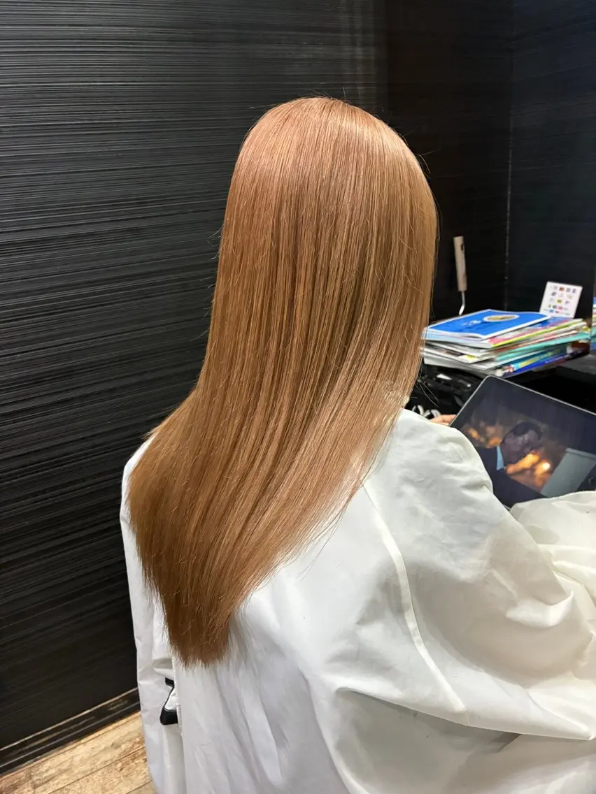 ロング カラー ベージュカラー ダブルカラー ピンクカラー ピンクベージュ カット ヘアカラー トリートメント 山本 雅由のヘアスタイル