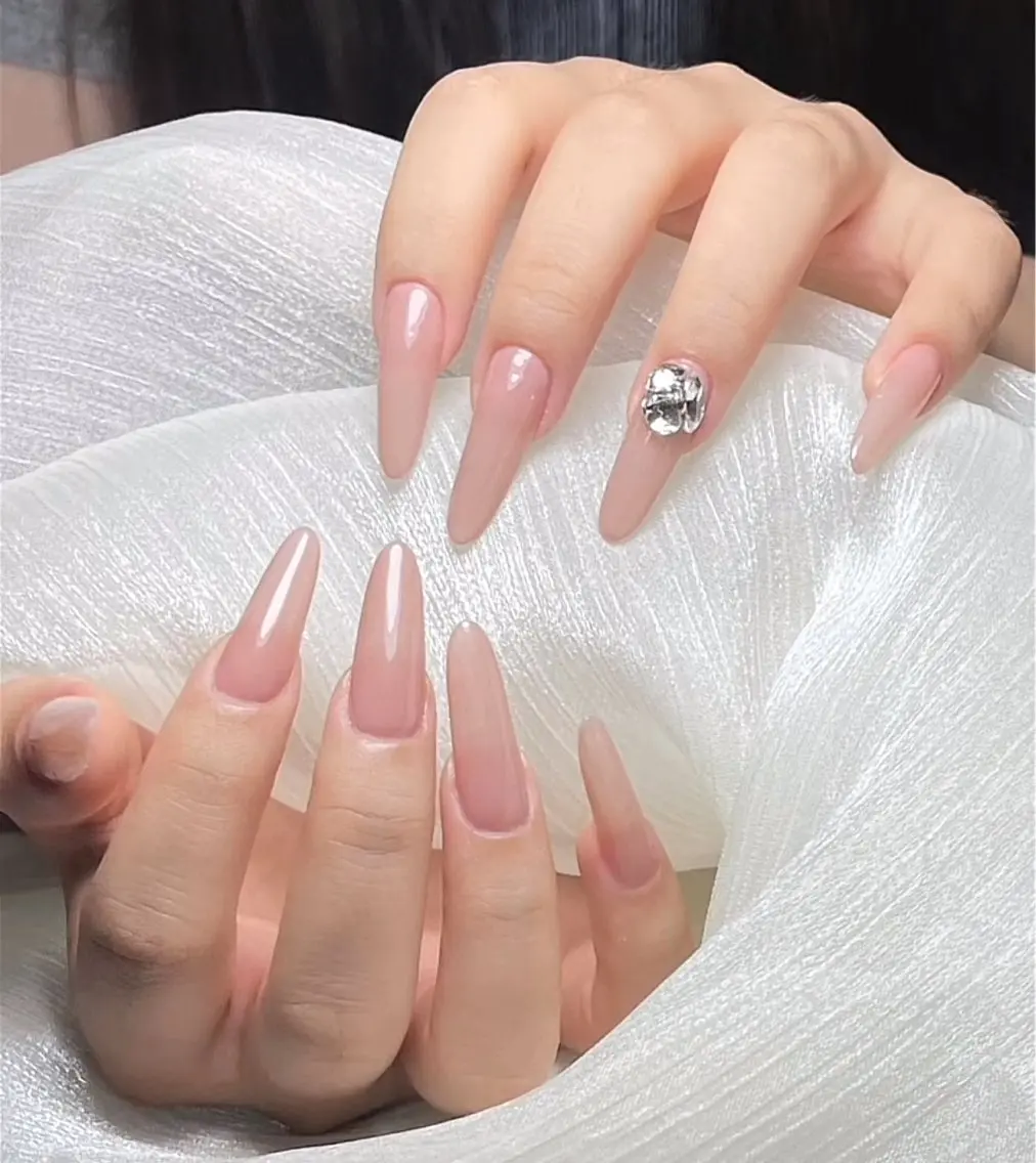 ネイル フラッシュネイル 韓国ネイル ワンカラーネイル ハンドネイル candy nail 韓国風ワンホンネイルのネイルデザイン