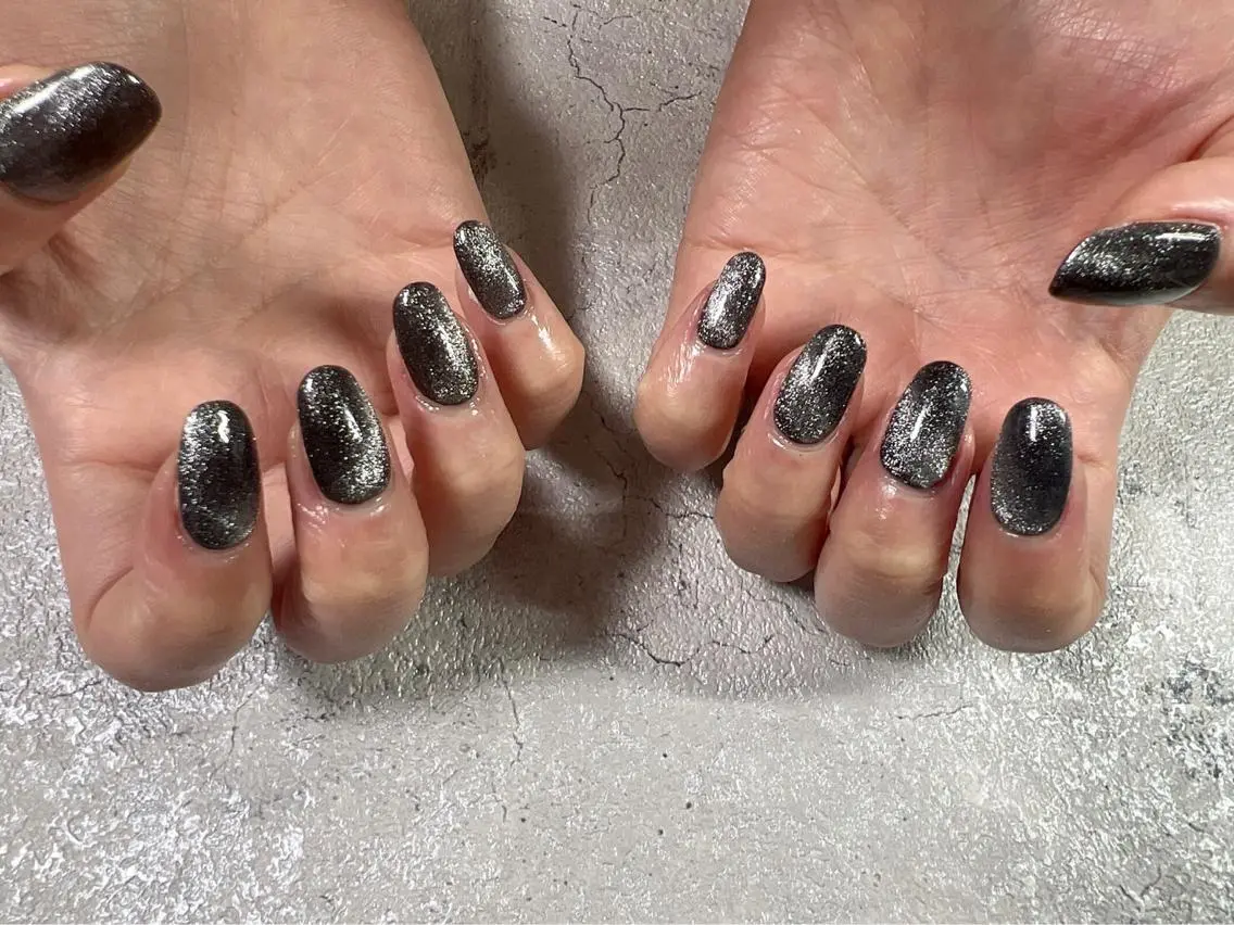 ネイル キラキラネイル マグネットネイル ハンドネイル mogunail &blowのネイルデザイン