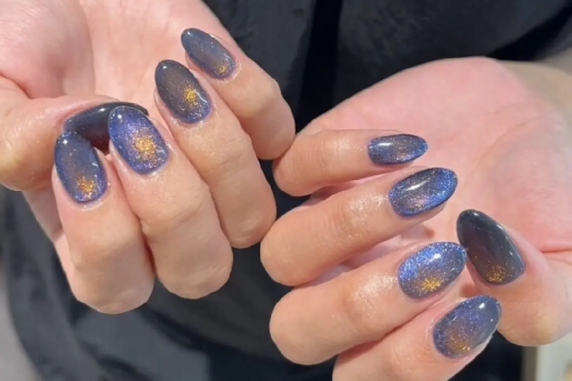 ミニモ限定価格✨️ シンプルマグネット、ミラーネイル💅 ⚠️パラジェル変更+500円の写真