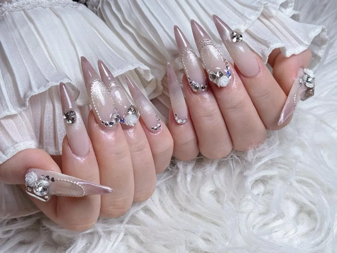 ネイル ハンドネイル 🩵Yun nail Salon 🩵のネイルデザイン