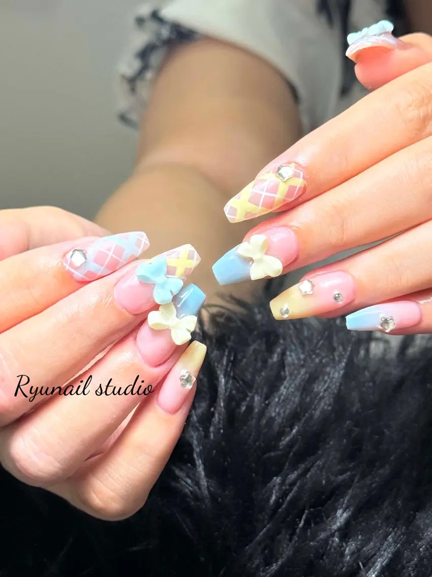 ネイル アートネイル ジェルネイル マグネットネイル ニュアンスネイル シンプルネイル ハンドネイル Ryu Nail NekoChanのネイルデザイン