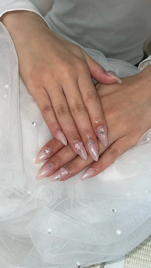 ネイル ハンドネイル Moon nail salonのネイルデザイン