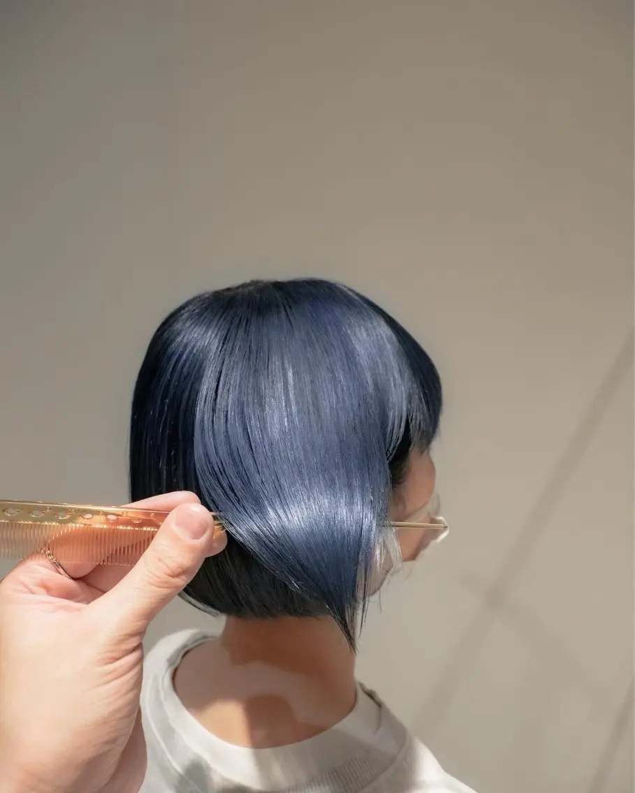 ショート カラー ブリーチ ブルーカラー 透明感カラー たなべ かずきのヘアスタイル