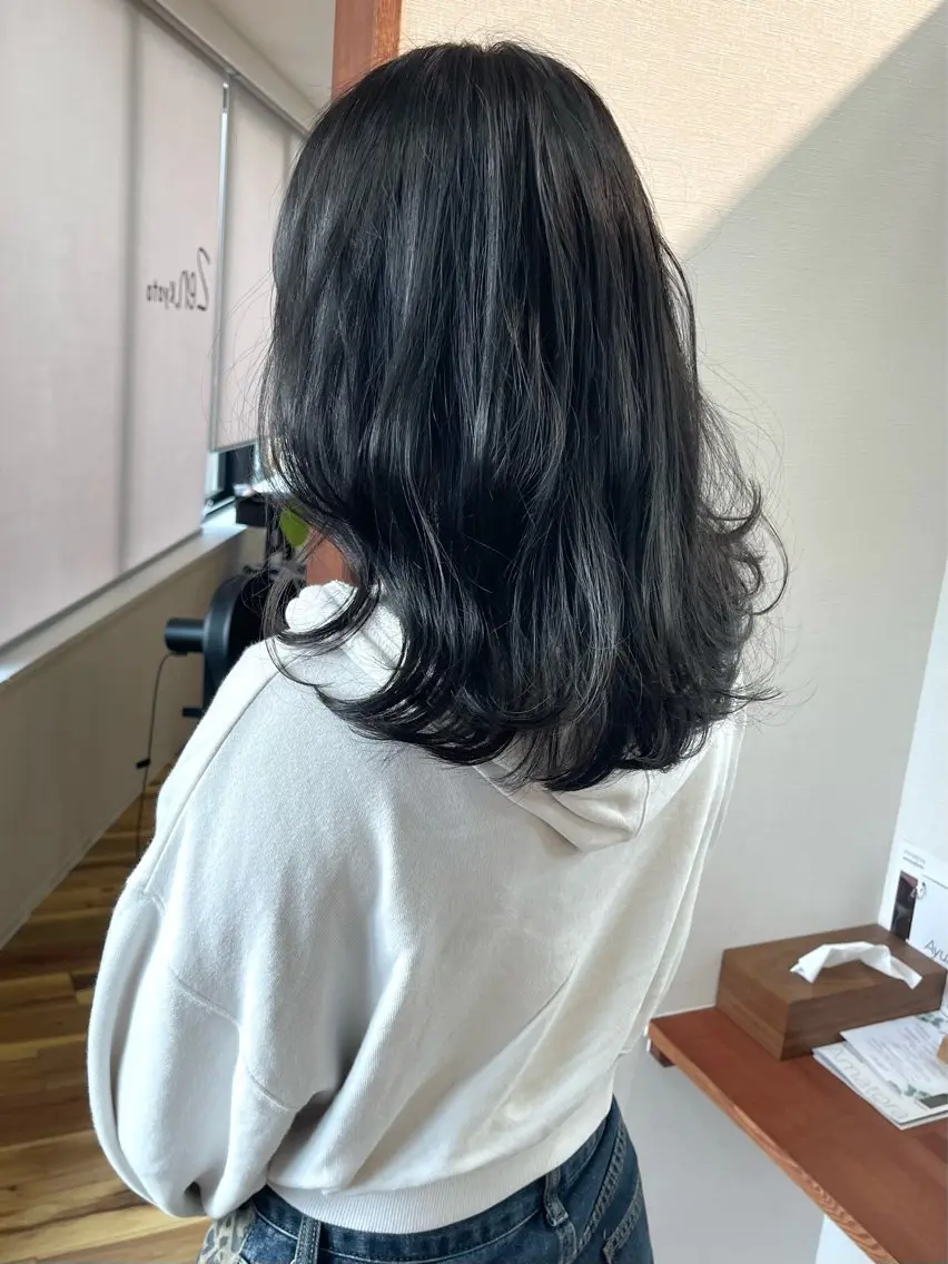ミディアム カラー ブリーチ ケアカラー ブリーチなしカラー ヘアカラー トリートメント 田室 和幸のヘアスタイル