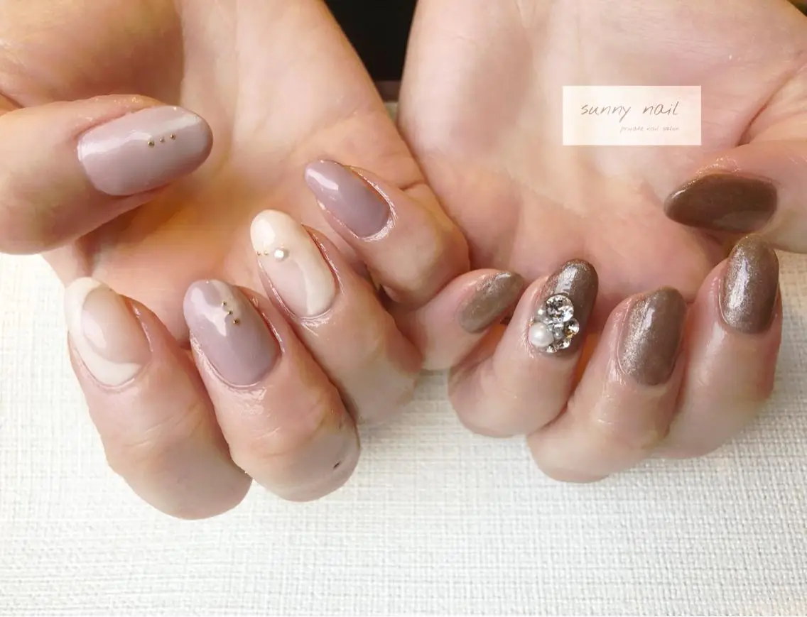ネイル ブラウン カジュアル ジェルネイル マグネットネイル ニュアンスネイル sunny nailのネイルデザイン