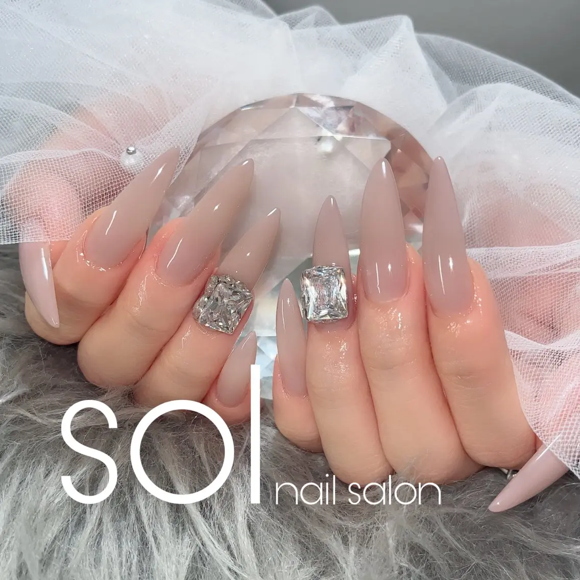 ネイル ハンドネイル sol manakaのネイルデザイン