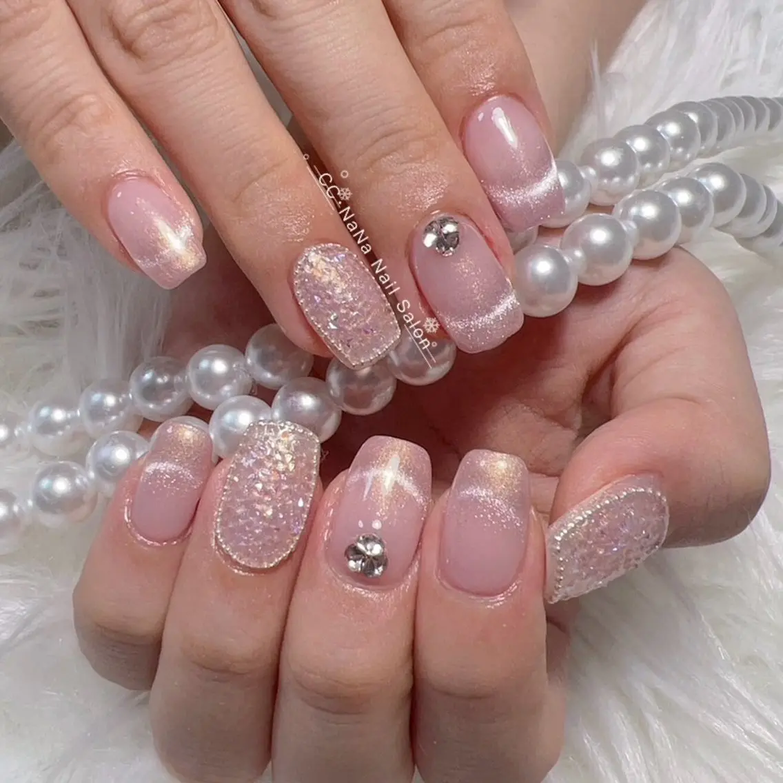 ネイル チークネイル フラッシュネイル ハート キラキラネイル 韓国ネイル ハンドネイル 💎CC・NaNa 韓国風ネイル🌙Cのネイルデザイン