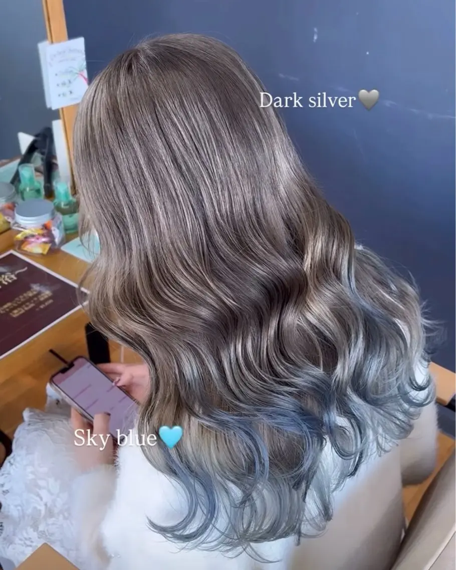 ロング カラー ヘアカラー ハイトーン、カラー 特化⟡.·すわ☁️のヘアスタイル