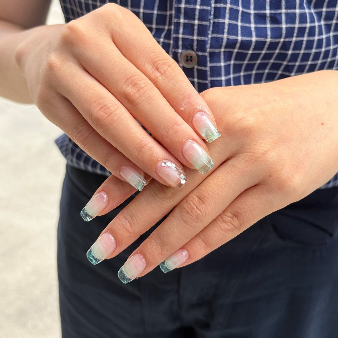 ネイル フレンチネイル ガラスフレンチ marron🐾 nailのネイルデザイン