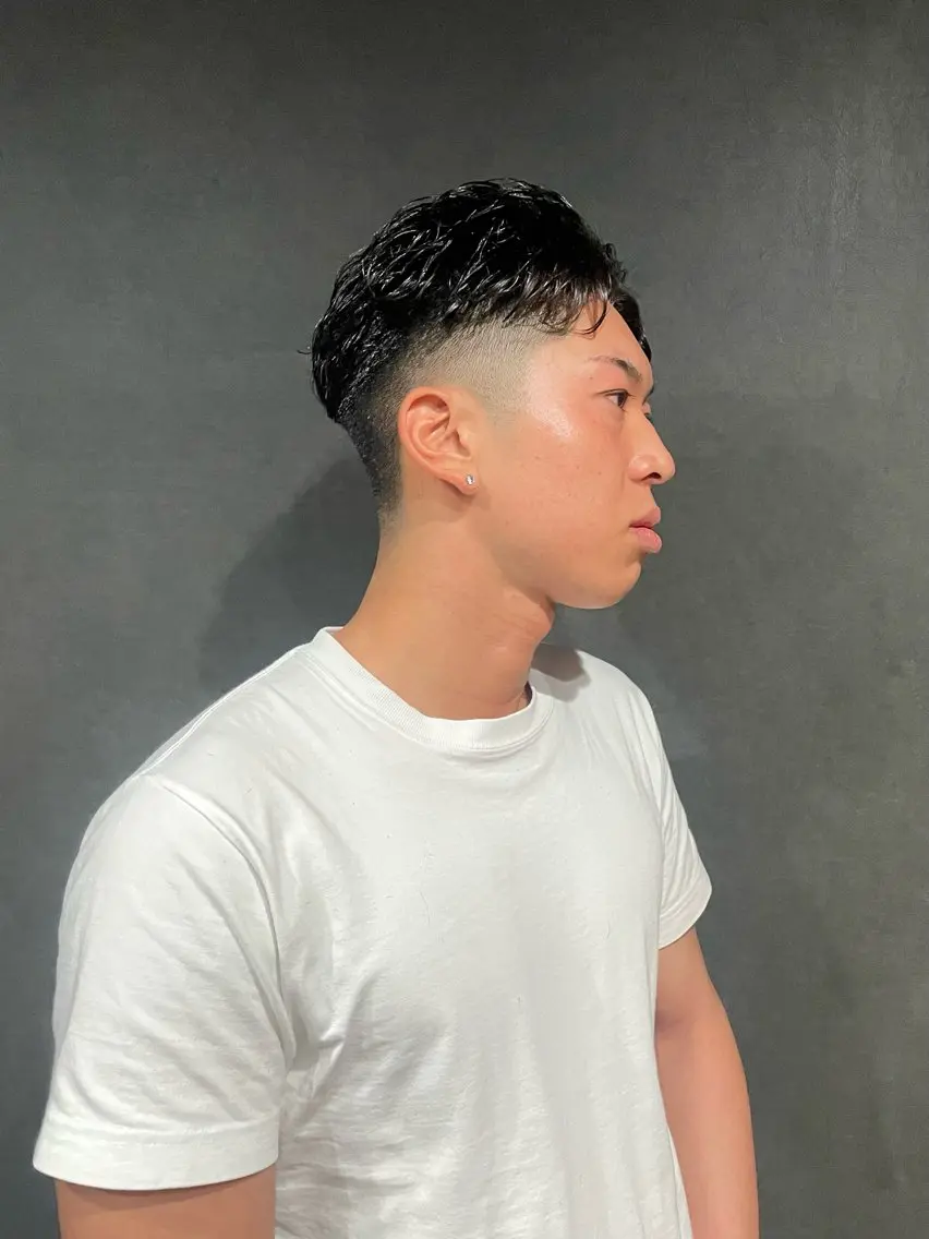 ショート カット Les Mainsのヘアスタイル